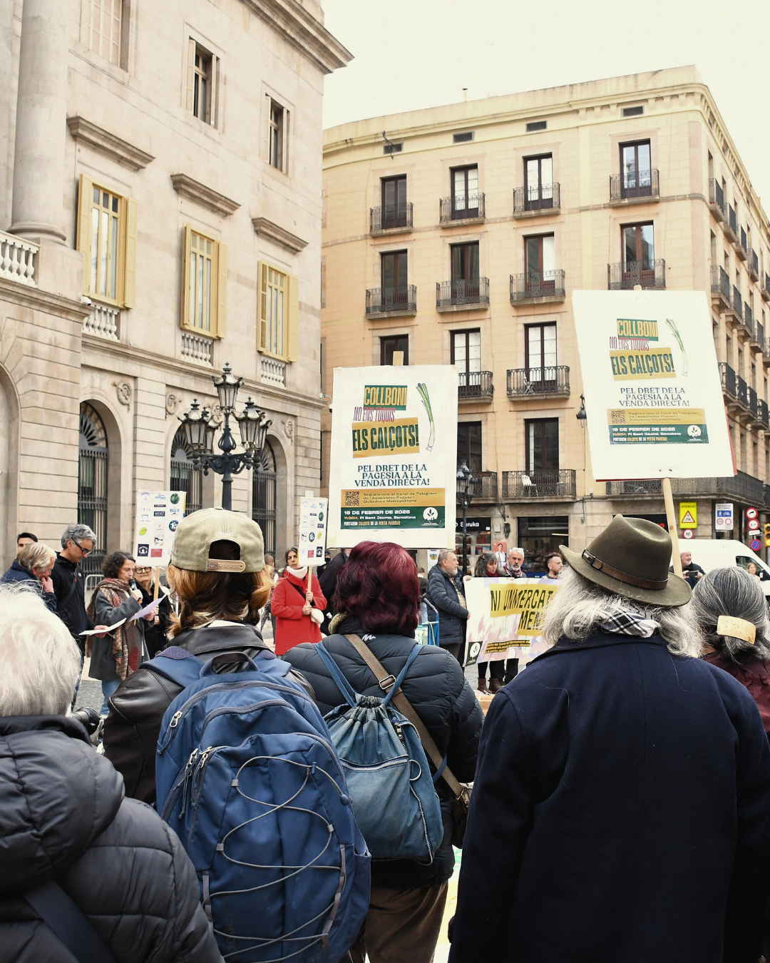 Clam de la petita pagesia per la venda directa a Barcelona
